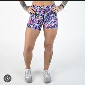 FLEO, Miami Leopard Shorts, Power High-rise, Size Medium